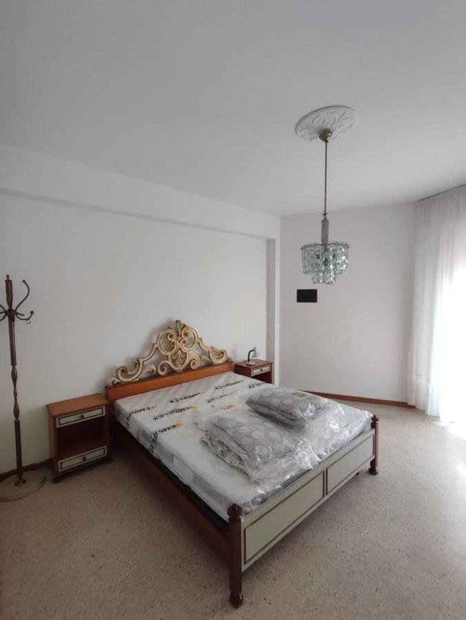Residence Centro Commerciale - Walterigato Apartments Solo Per Famiglie 리도 디 예솔로 외부 사진
