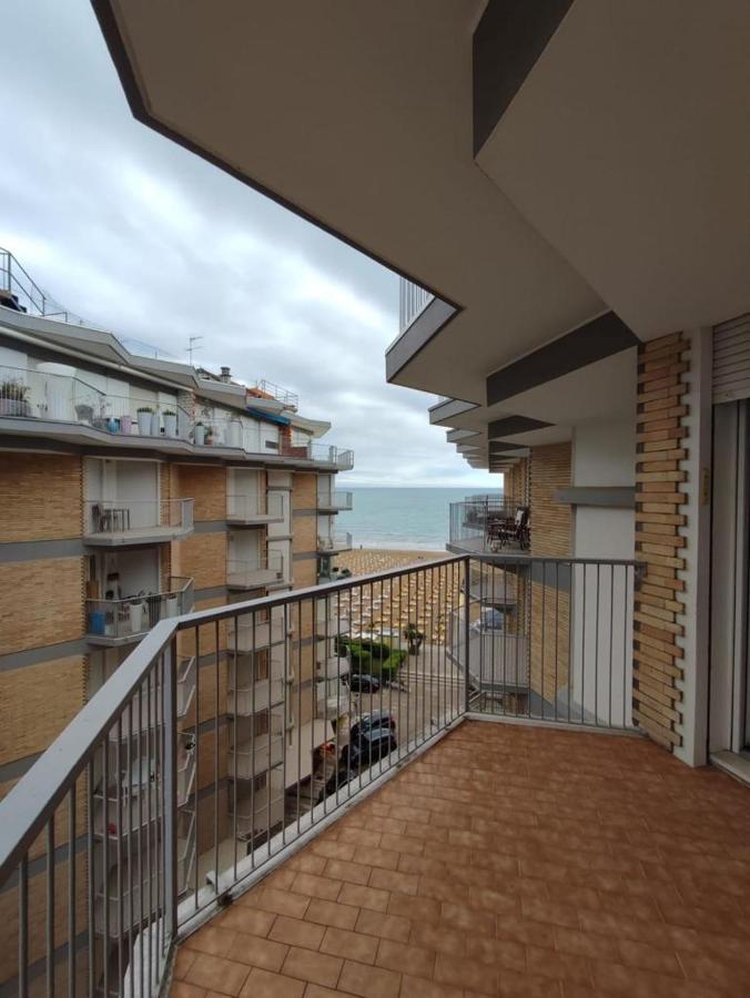 Residence Centro Commerciale - Walterigato Apartments Solo Per Famiglie 리도 디 예솔로 외부 사진